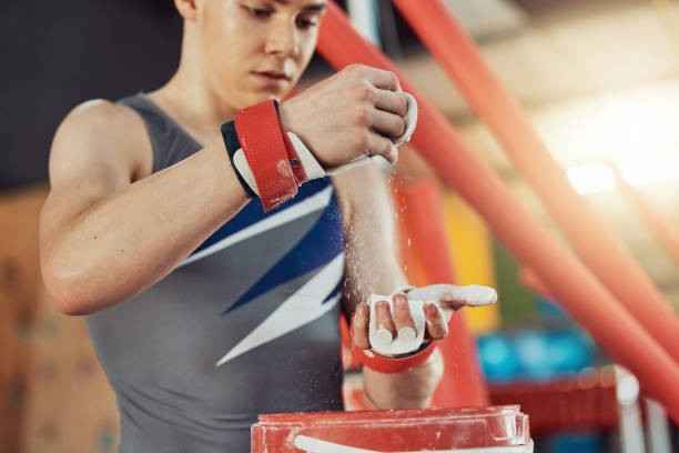 Using Lifting Straps and Chalk 