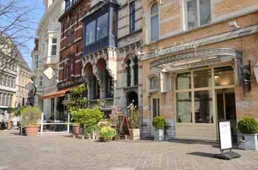 Belgian Quarter & Art Galleries
