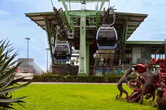 Cologne Cable Car and Go to Rheinpark
