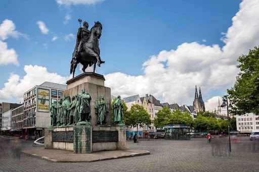 Visit the Historic Old Town (Altstadt) 