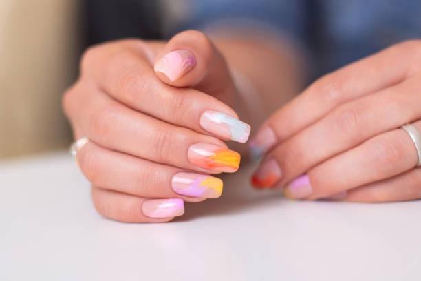 simple summer nails