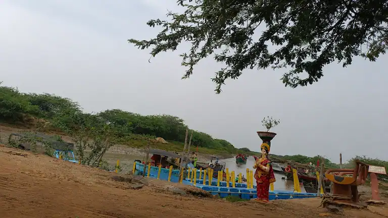 The Khadibil boating jetty and floating dock at Bichitrapur.